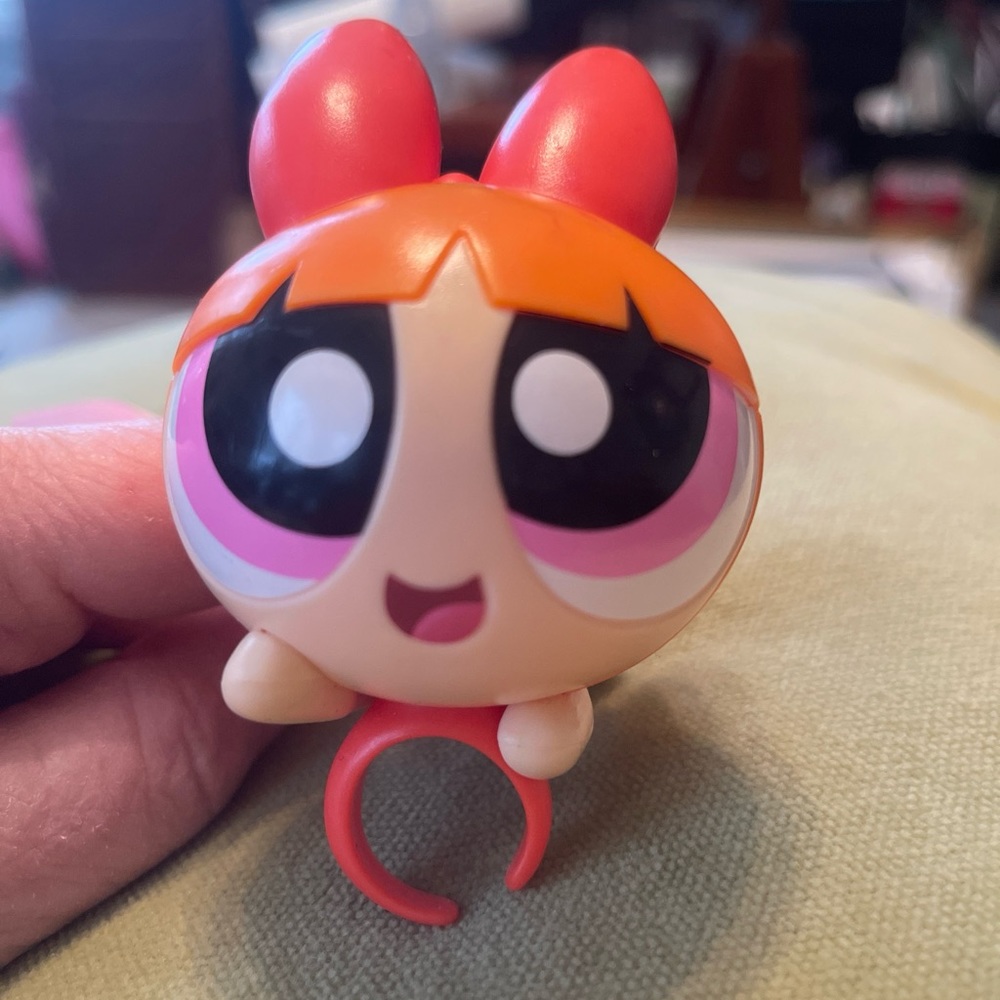 Powder Puff Blossom ring McDonald’s toy 2016
